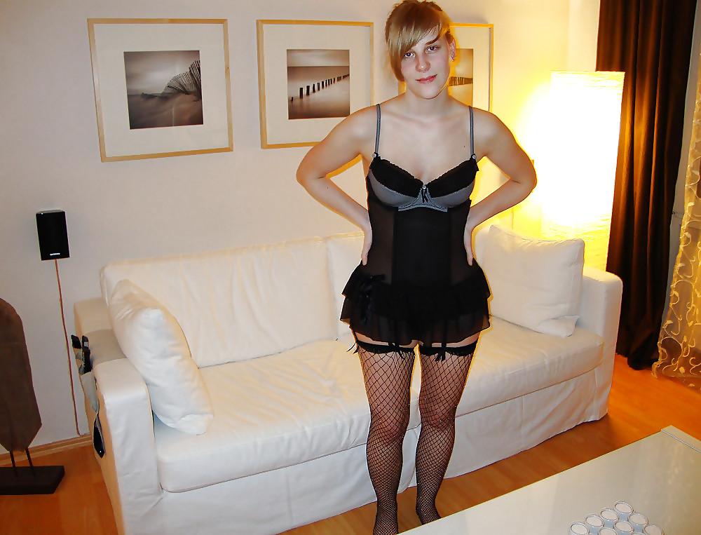 25P Sexy or Slutty, Milfs and Gilfs 4