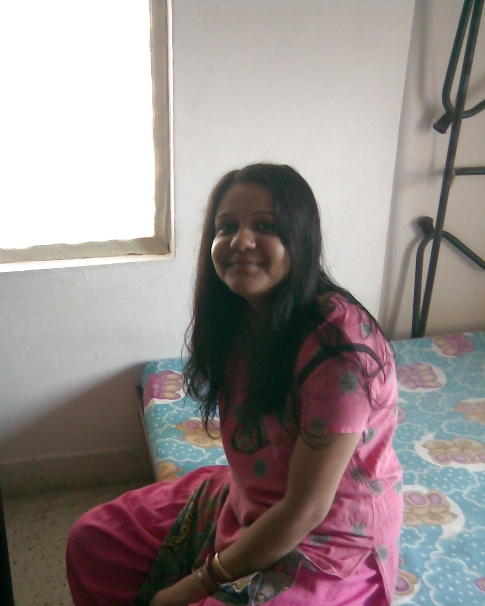 14P COLLEGE COUPLE-INDIAN DESI PORN SET 2.5
