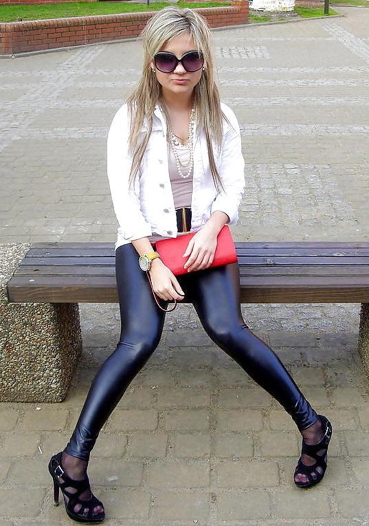 25P Shiny leggings
