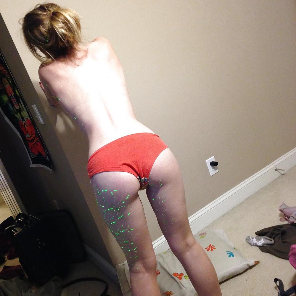 25P Homemade Fetish Girl