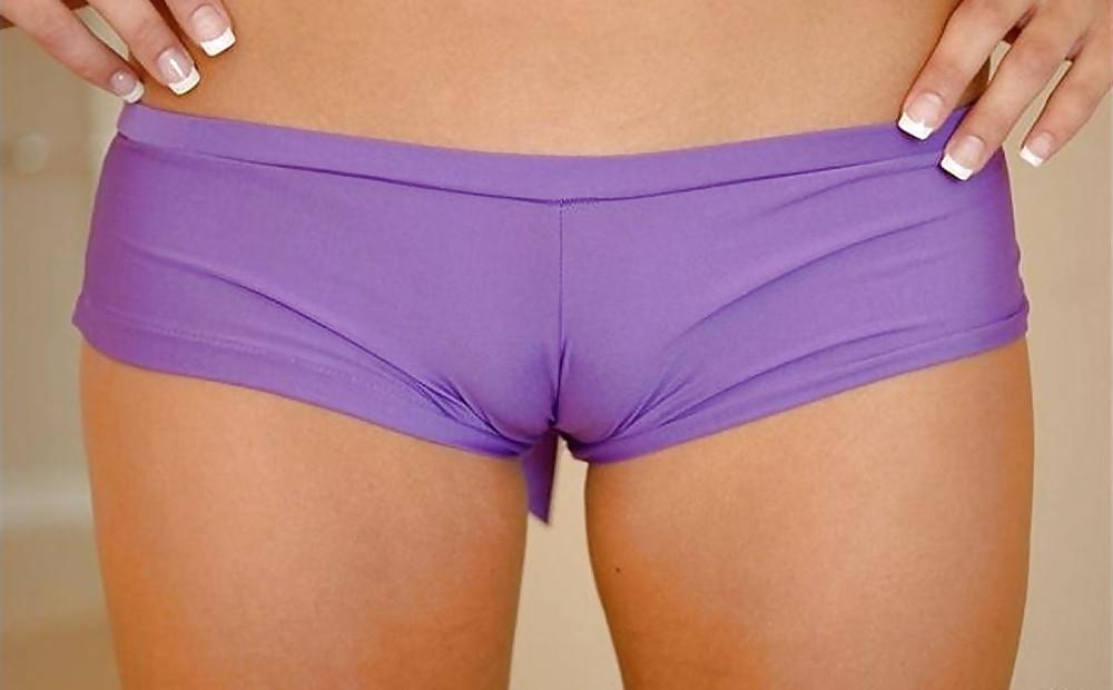 25P Camel Toes