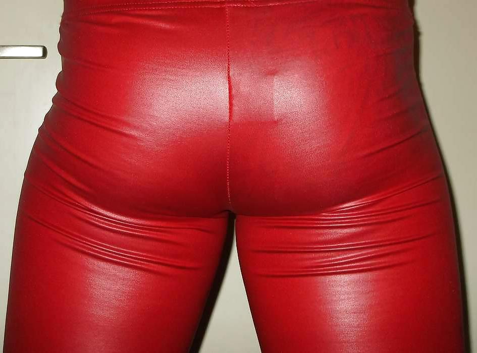 5P My red shiny tight leggins