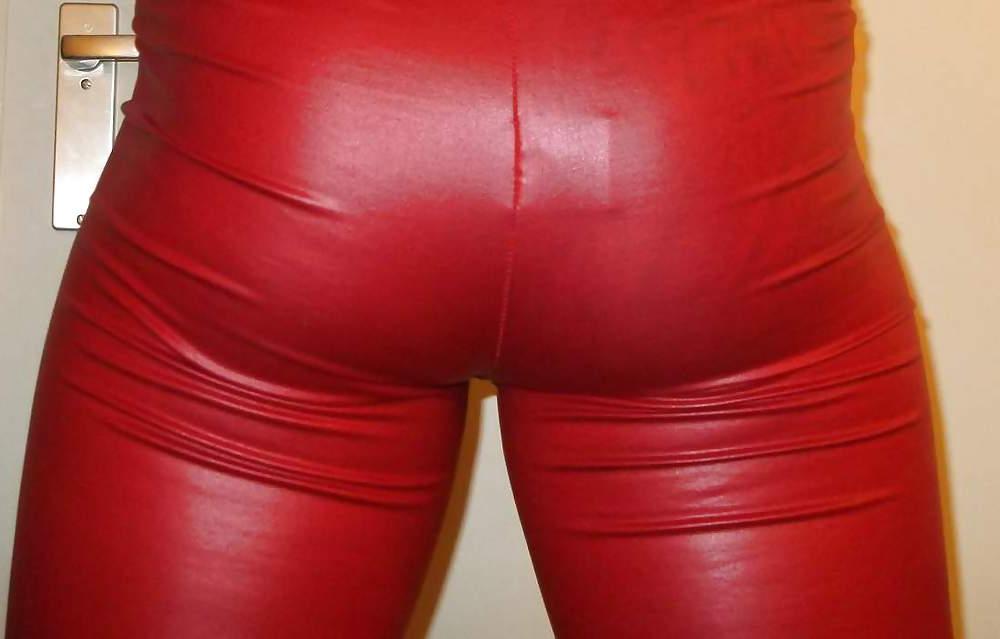 5P My red shiny tight leggins