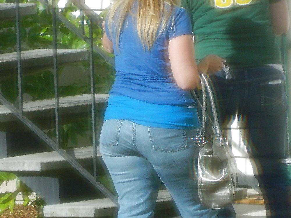 25P Candid Oregon Girls