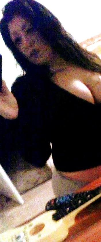17P Thick latina cougar