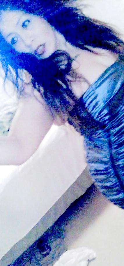 17P Thick latina cougar