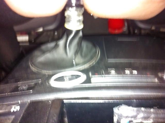 9P TOPBICHE SEX IN CAR