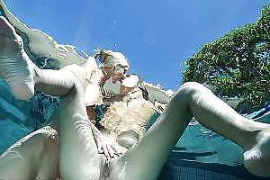 25P Underwater-Sex