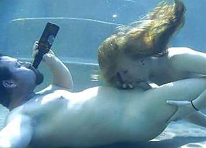 25P Underwater-Sex