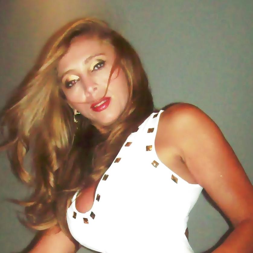 25P Dangerous latina cougar