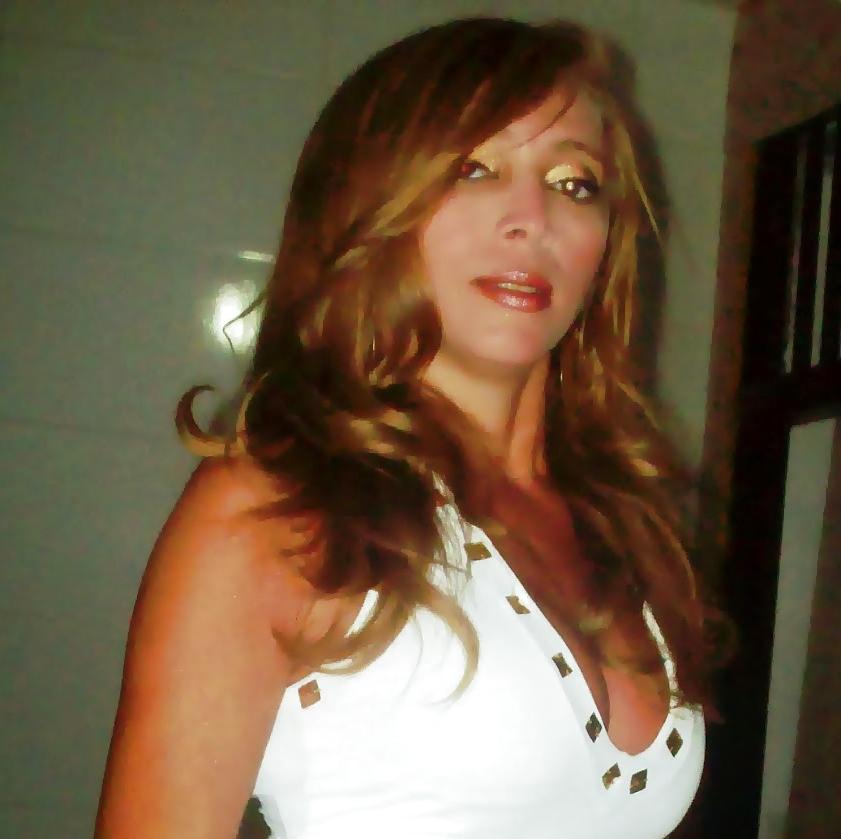 25P Dangerous latina cougar