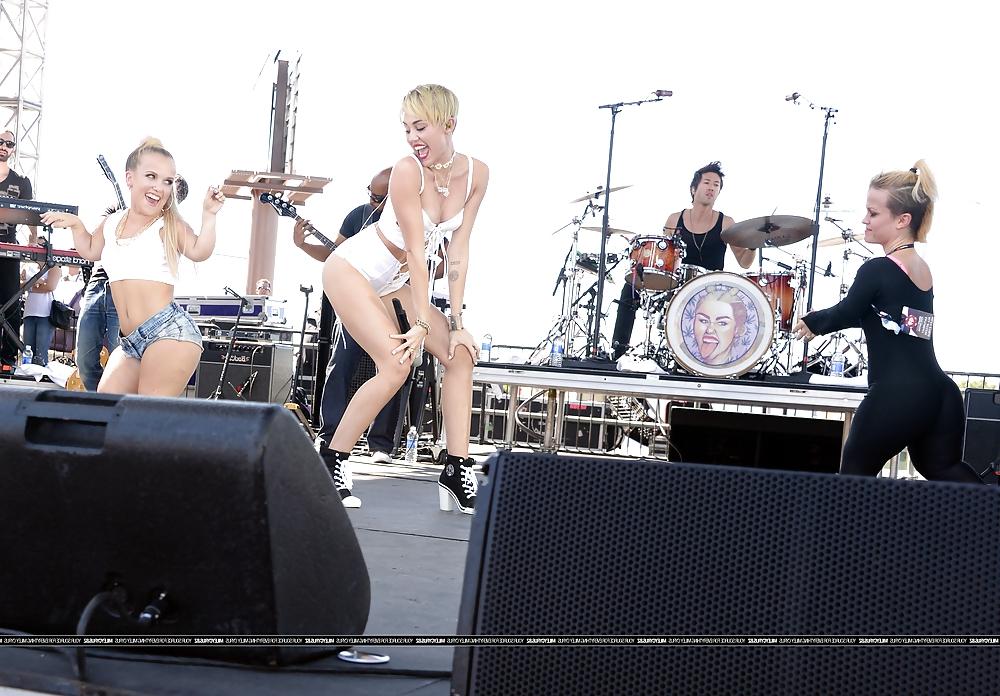 25P Sexy Miley Cyrus performance at iheartradio September 2013 