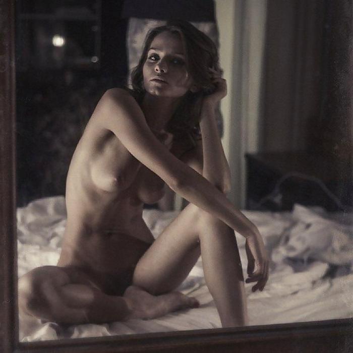 25P Pretty faces and perfect bodies 21
