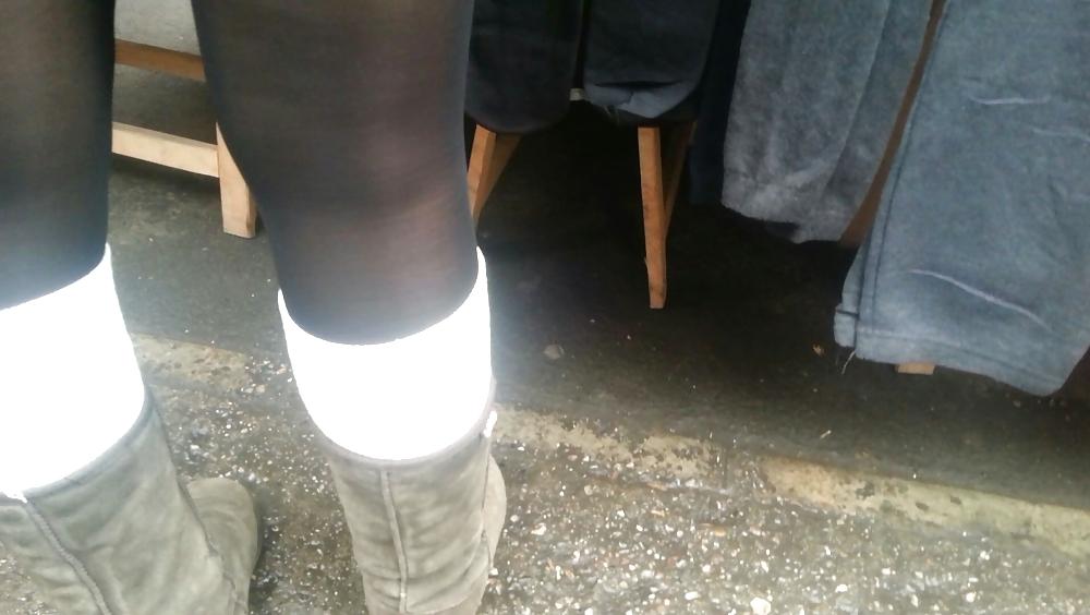 23P Sexy feet and legs old + young romanian