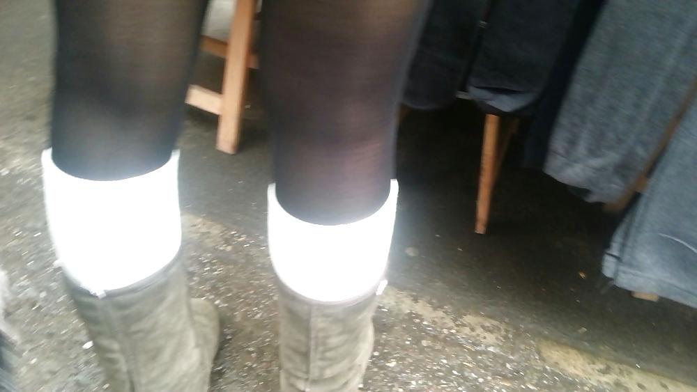23P Sexy feet and legs old + young romanian