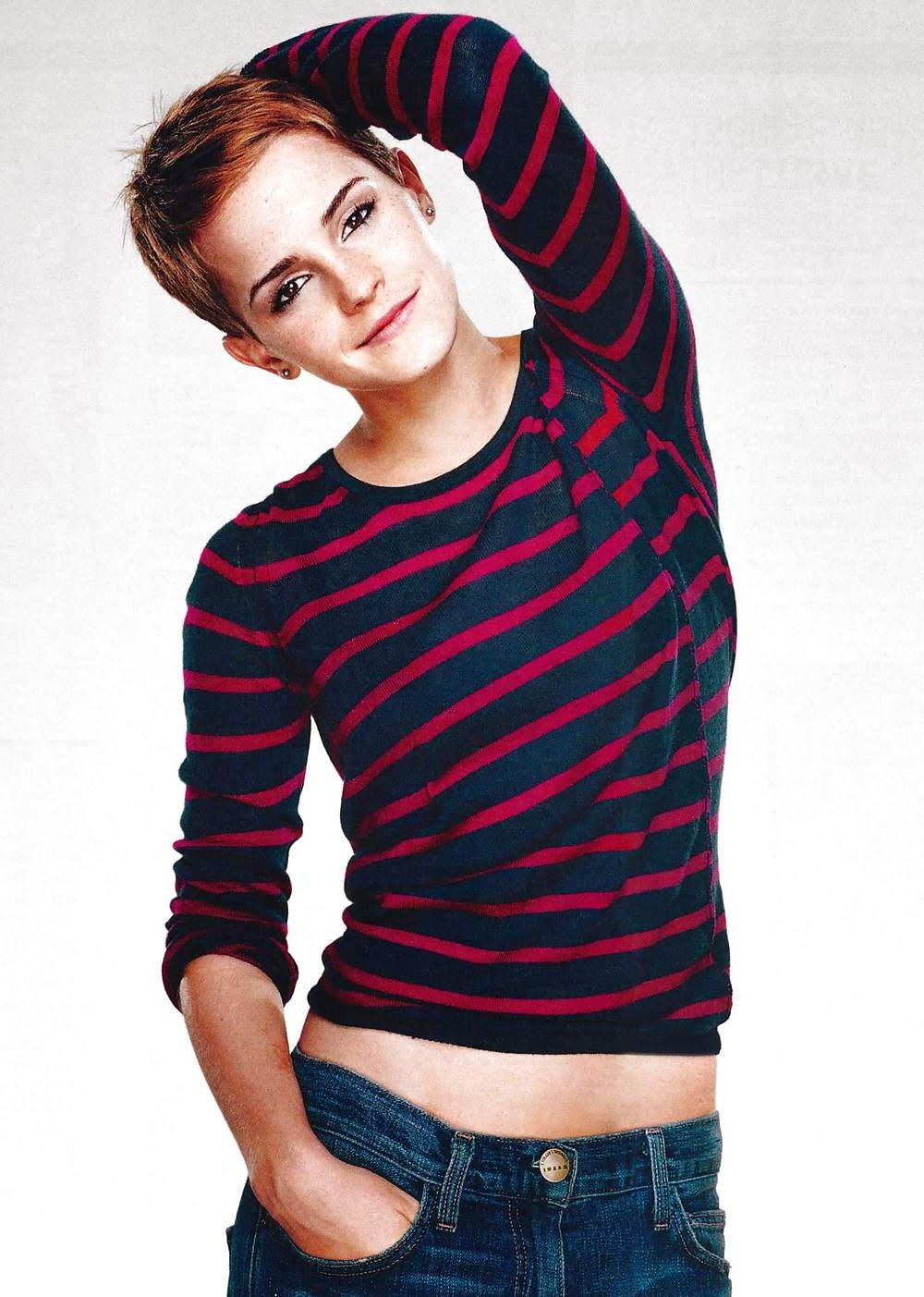 15P Emma Watson's Sexy Belly