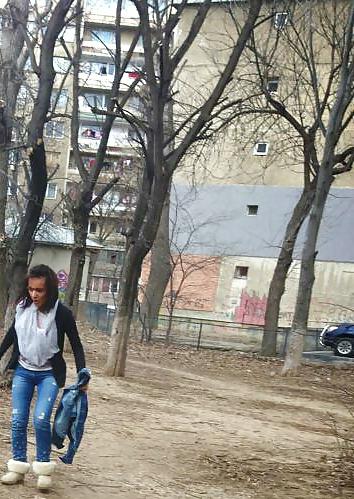 25P Spy parck old + young romanian