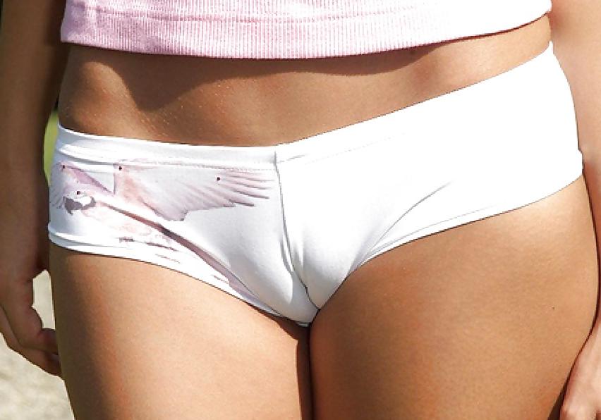 12P Camel Toes