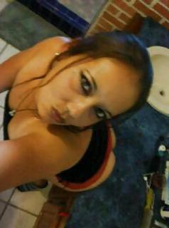 25P Latina cougar with ass