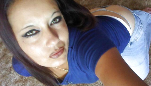 25P Latina cougar with ass