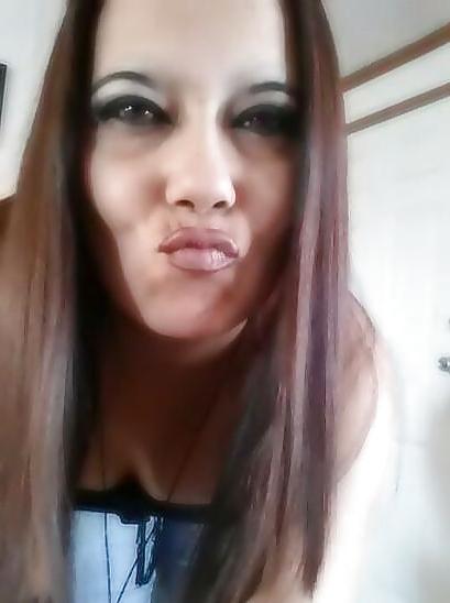 25P Latina cougar with ass
