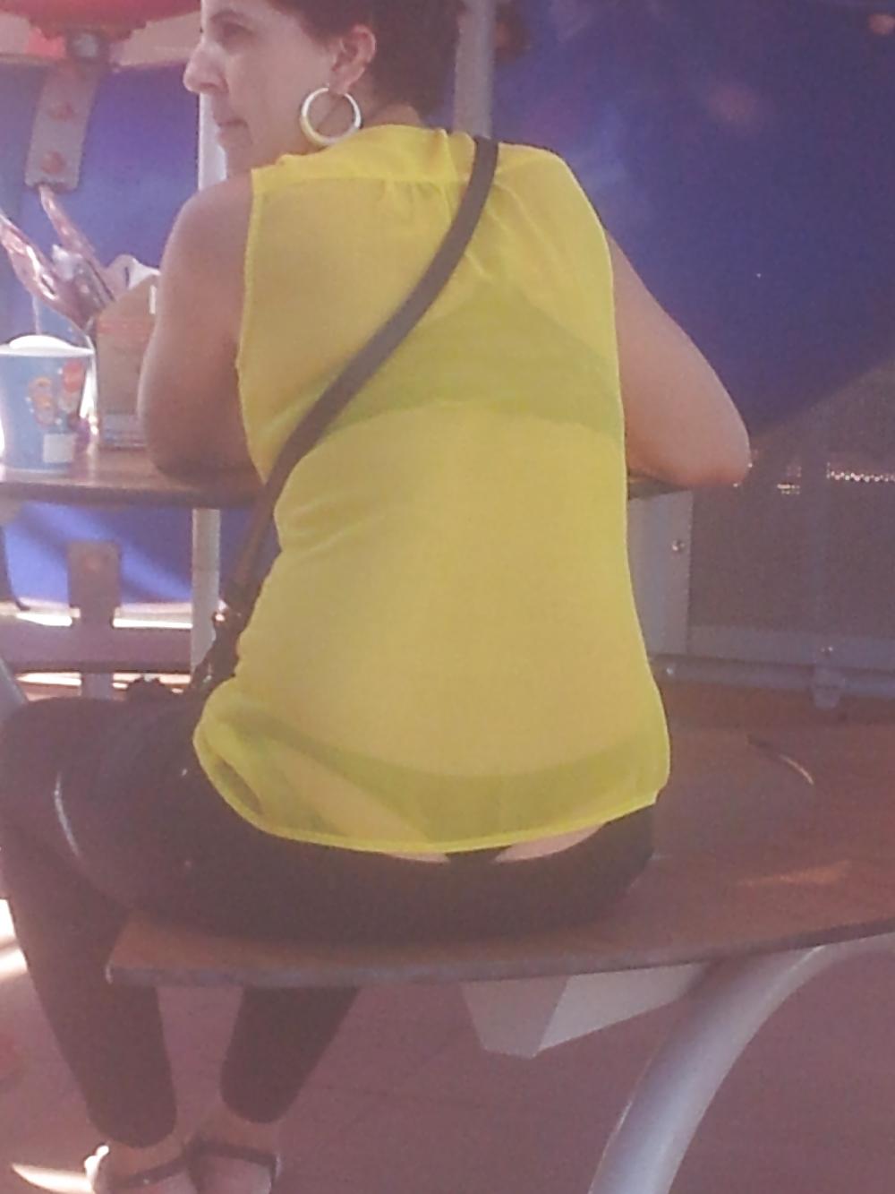 12P Visible thong line