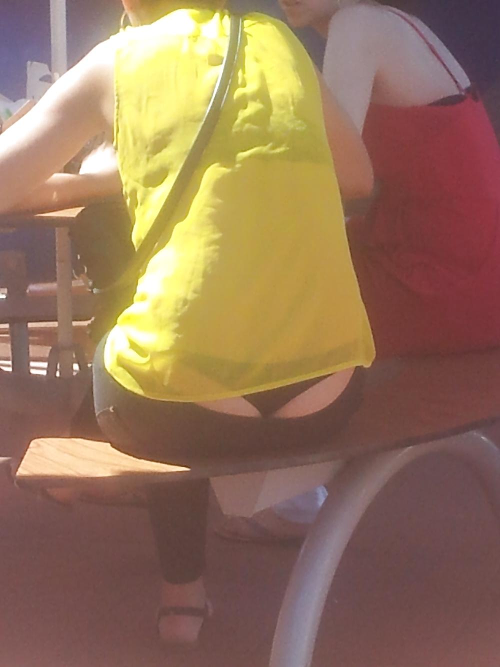 12P Visible thong line
