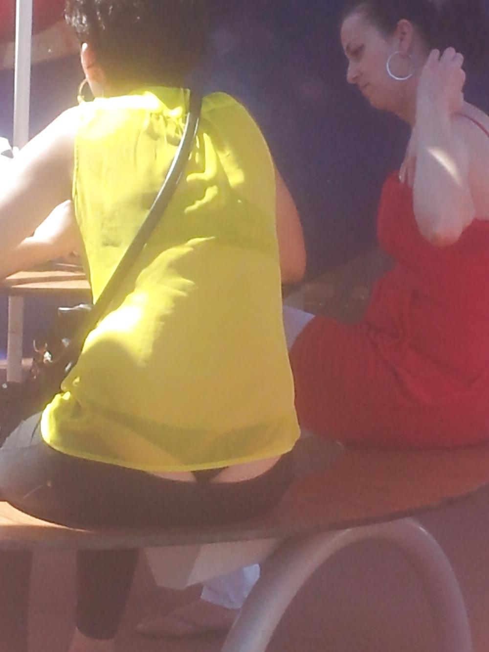 12P Visible thong line