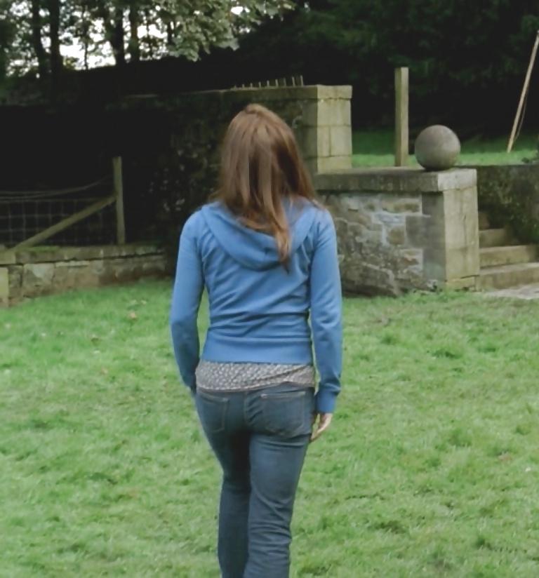 25P Let's Jerk Off Over ... Zoe Tapper (British Actress)