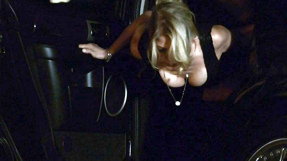 14P Rosamund pike upskirt 2014