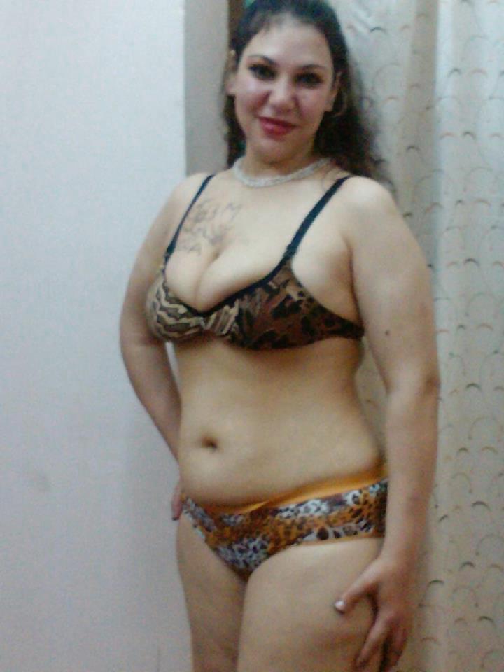 25P Sexy bbw  arab show 