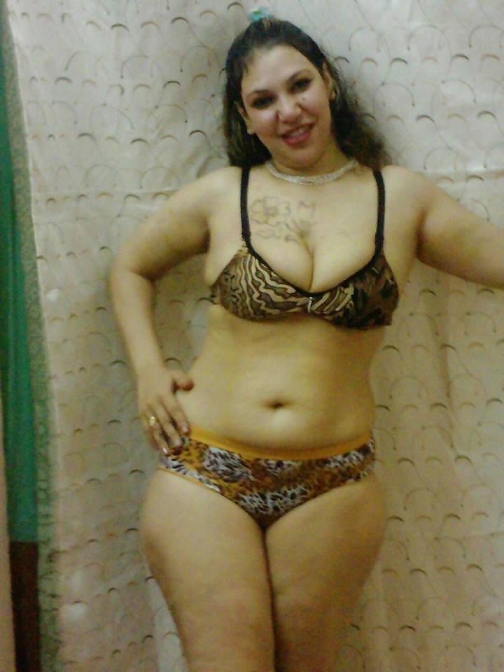 25P Sexy bbw  arab show 