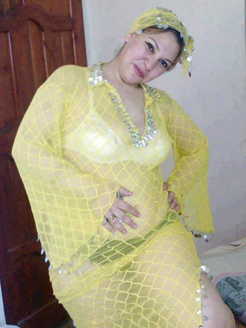 25P Sexy bbw  arab show 