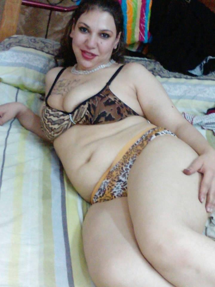 25P Sexy bbw  arab show 