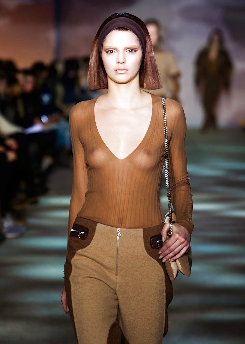 11P Kendall Jenner at Marc Jacobs Fashion Show