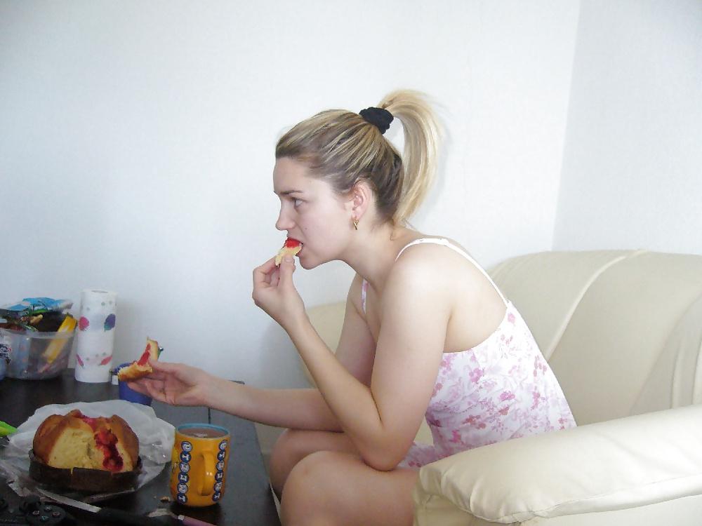 25P Found On The Web - 37 (cute couple)
