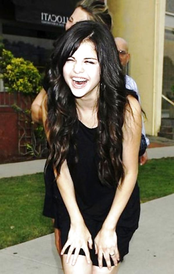20P Selena Gomez (HEISS)
