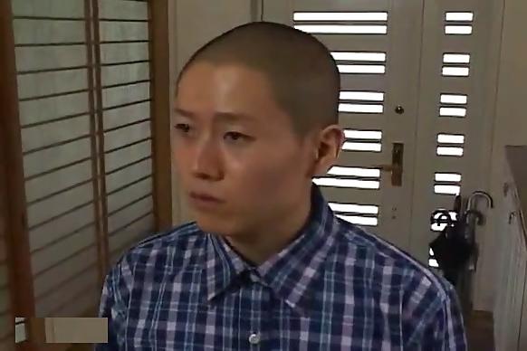 5P PLS TELL ME THE ACTOR  NAME