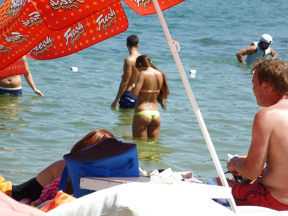 25P Hot teen asses