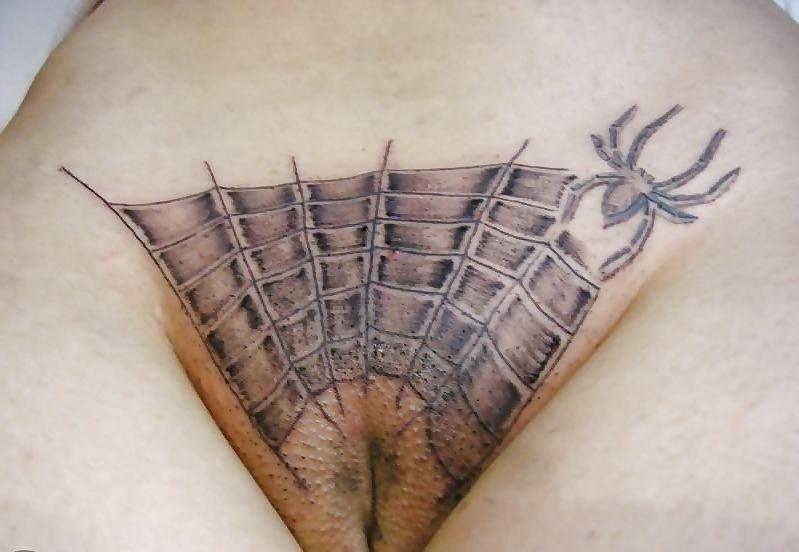 24P Tattoo and Pierced Girls