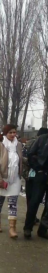 25P Spy old + young feet and ass romanian