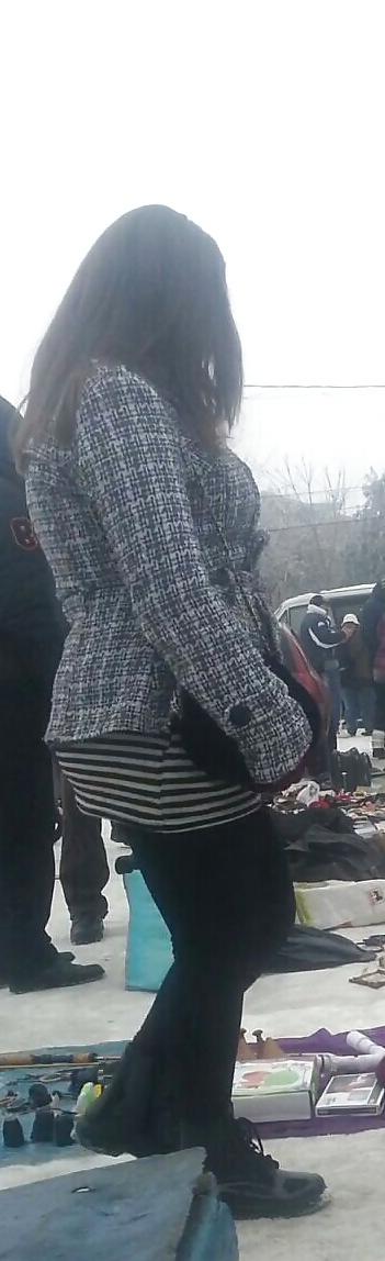 25P Spy old + young feet and ass romanian