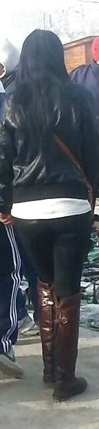 25P Spy old + young feet and ass romanian