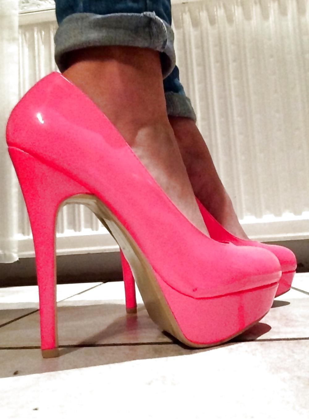 25P Yummy High Heel Platform Court Shoe's