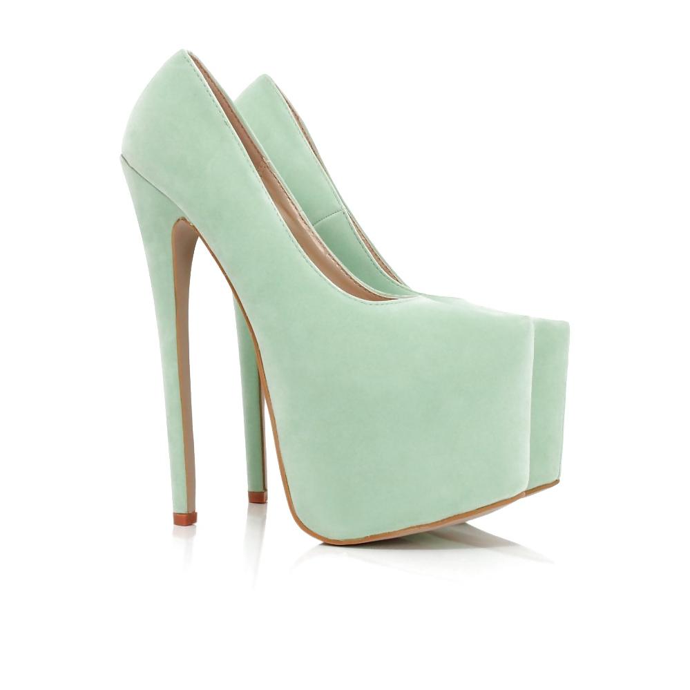 25P Yummy High Heel Platform Court Shoe's