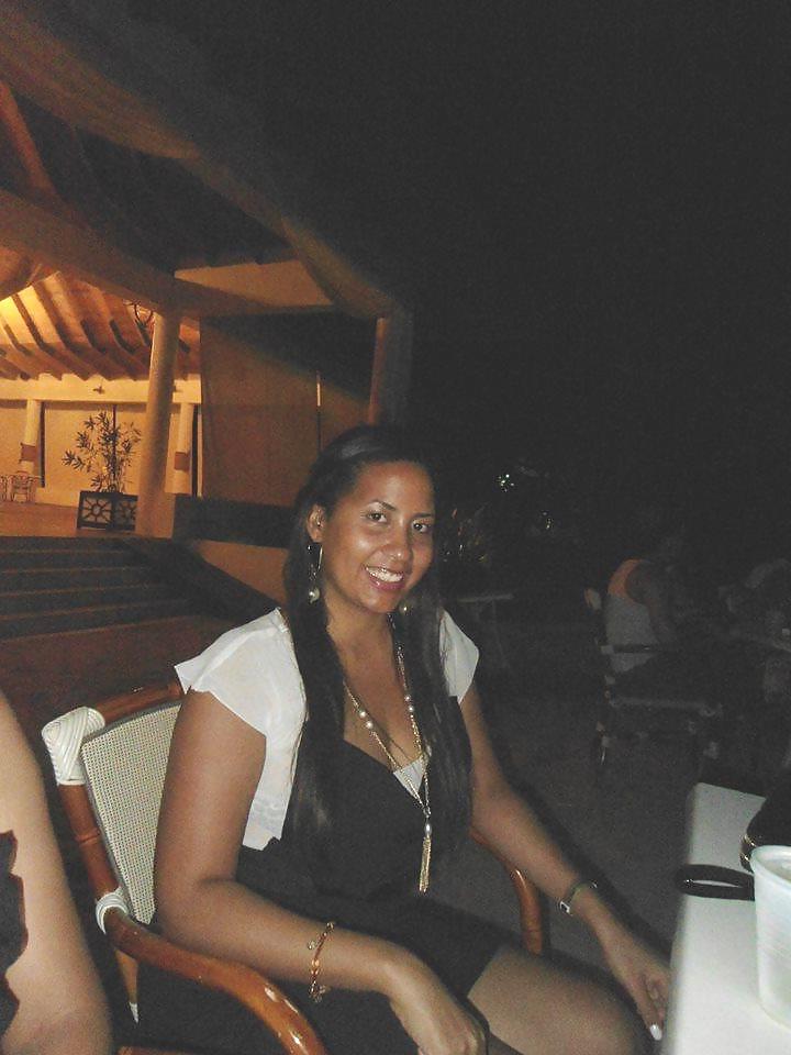 25P A dominican girl called Arq M.