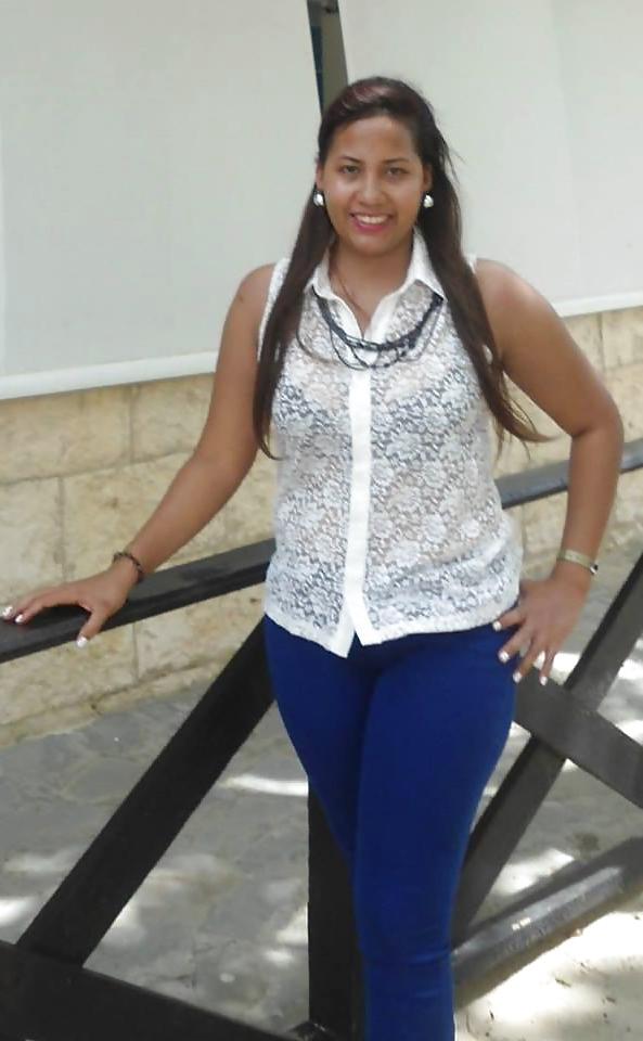 25P A dominican girl called Arq M.