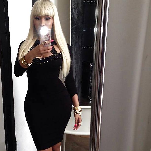 25P Big tit and ass nicki minaj