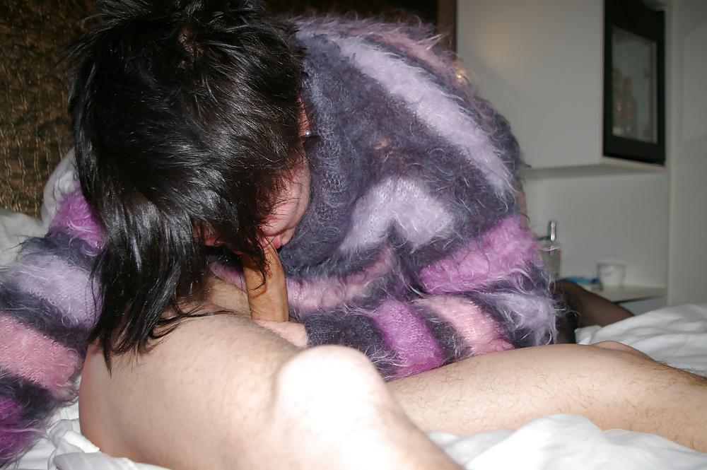8P Visit at the hotel by a drop-in-friend