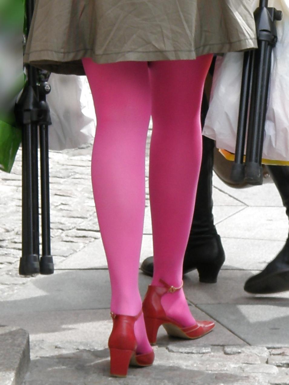 25P Nylons or pantyhose mix.